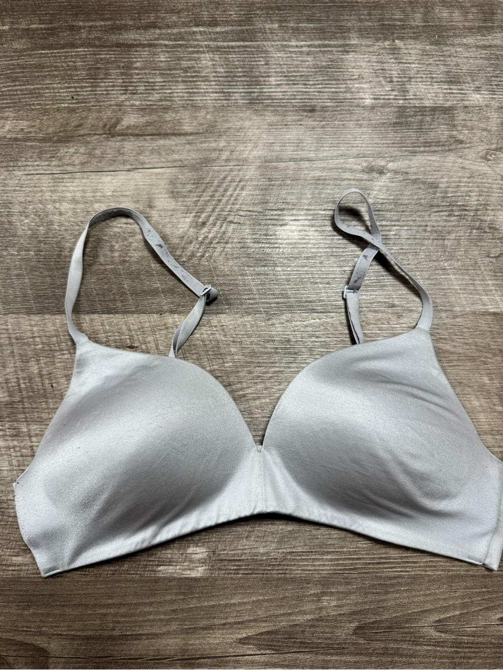 Love by Gap Everyday Smooth Wireless Bra Size 34B
